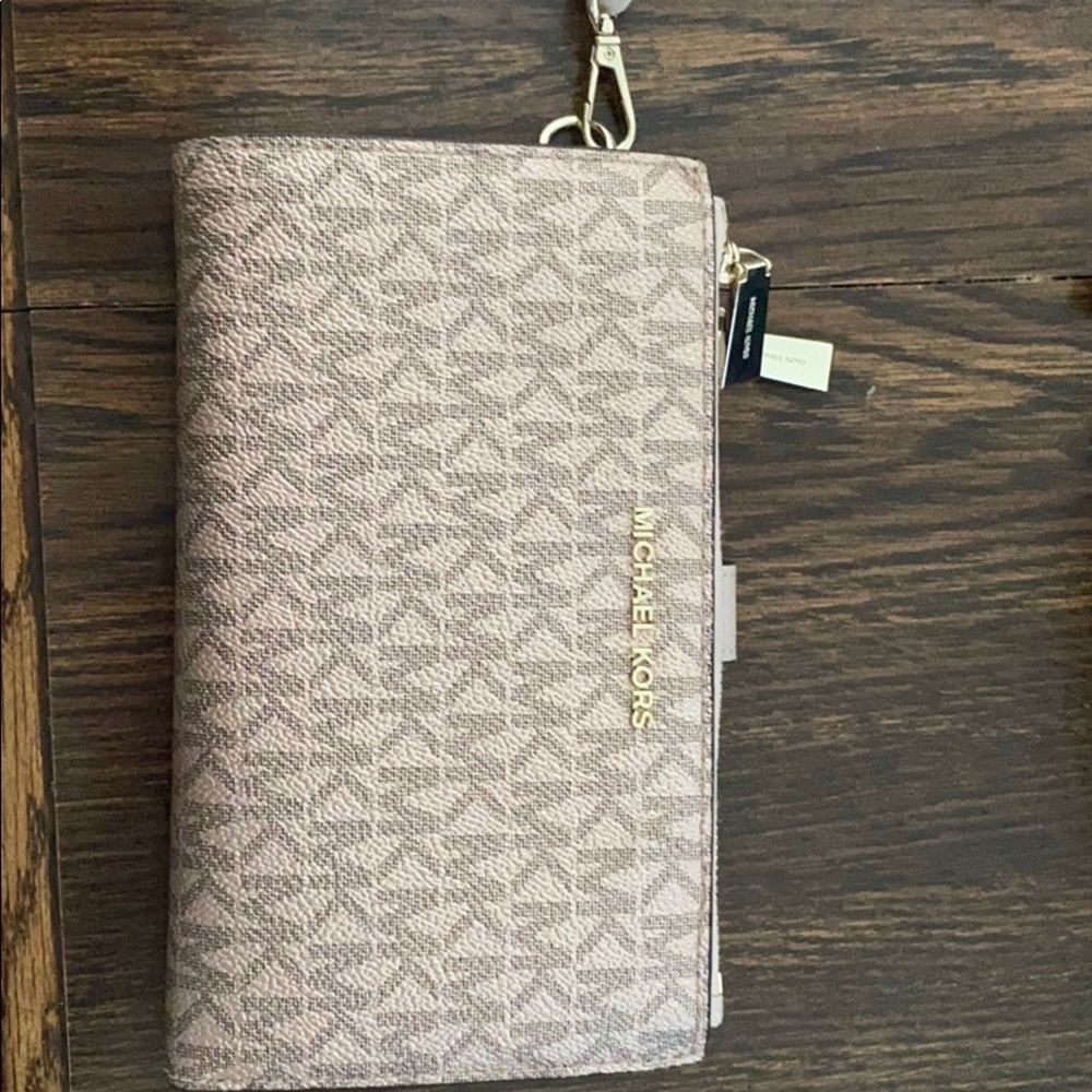 Michael Kors Double ZIP wristlet